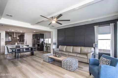 Living - 2932 E Tina Dr, Phoenix, AZ 85050 photo 2 of 3