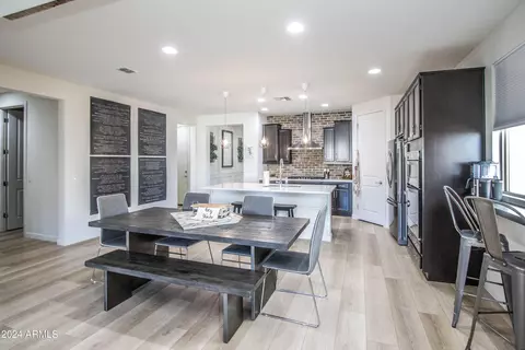 Dining - 2932 E Tina Dr, Phoenix, AZ 85050 photo 2 of 2