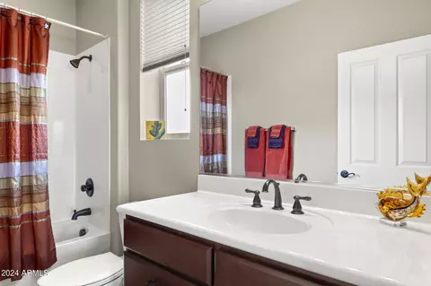 Bath - 1801 N 165th Dr, Goodyear, AZ 85395 photo 5 of 5