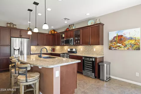 Kitchen - 1801 N 165th Dr, Goodyear, AZ 85395 photo 2 of 5
