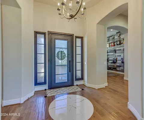 Entry Way - 3250 E Cedar Dr, Chandler, AZ 85249 photo 2 of 4