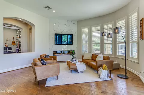 Living - 3250 E Cedar Dr, Chandler, AZ 85249 photo 2 of 8