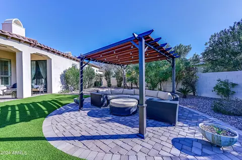 Exterior - 3250 E Cedar Dr, Chandler, AZ 85249 photo 14 of 16