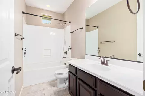 Bath - 2116 S Nancy Ln, Gilbert, AZ 85295 photo 4 of 4