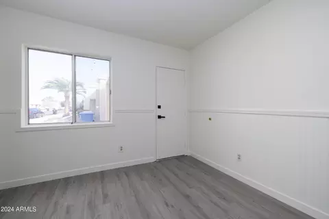 715 E Michelle Dr, Phoenix, AZ 85022 photo 13