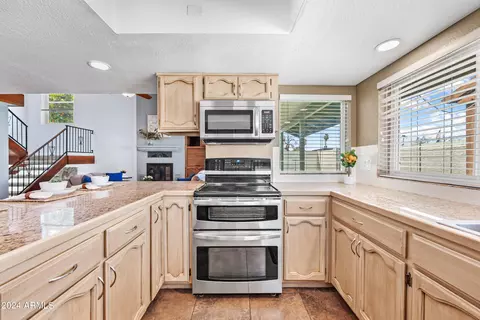 Kitchen - 2102 Enrose St, Mesa, AZ 85213 photo 3 of 6