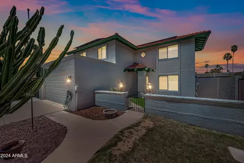 2102 Enrose St, Mesa, AZ 85213