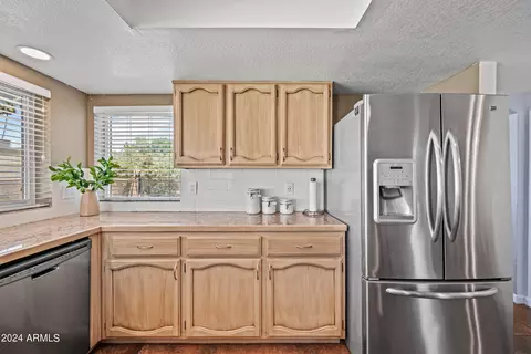 Kitchen - 2102 Enrose St, Mesa, AZ 85213 photo 5 of 6