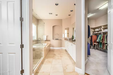 Bath - 4604 E Reins Rd, Gilbert, AZ 85297 photo 1 of 9