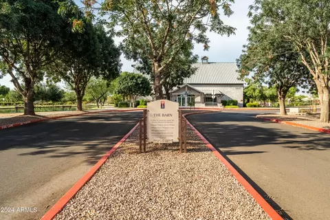 View/Area - 4604 E Reins Rd, Gilbert, AZ 85297 photo 12 of 28