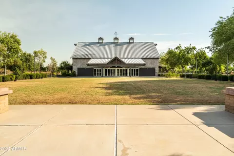 Exterior - 4604 E Reins Rd, Gilbert, AZ 85297 photo 41 of 52