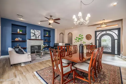 Dining - 4604 E Reins Rd, Gilbert, AZ 85297 photo 2 of 6