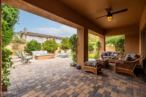 Exterior - 4604 E Reins Rd, Gilbert, AZ 85297 photo 10 of 52