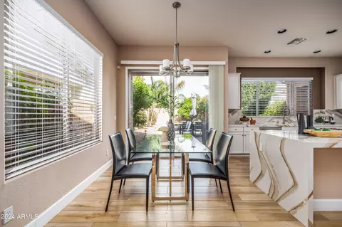 Dining - 4604 E Reins Rd, Gilbert, AZ 85297 photo 5 of 6