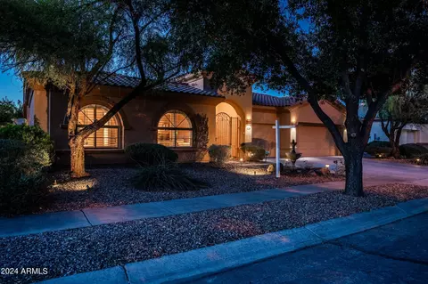 Exterior - 4604 E Reins Rd, Gilbert, AZ 85297 photo 3 of 52