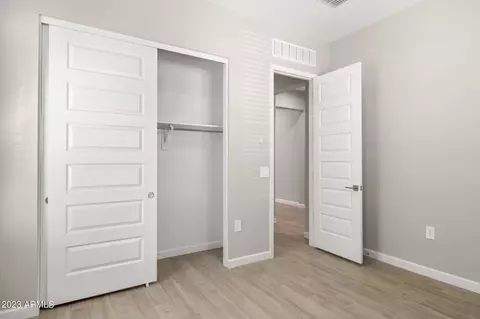 Bedroom - 5970 E Lone Cactus Dr, Phoenix, AZ 85050 photo 1 of 6