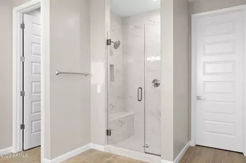 Bath - 5970 E Lone Cactus Dr, Phoenix, AZ 85050 photo 4 of 10