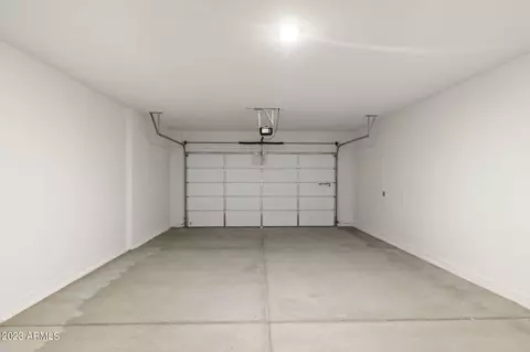 Exterior - 5970 E Lone Cactus Dr, Phoenix, AZ 85050 photo 2 of 3