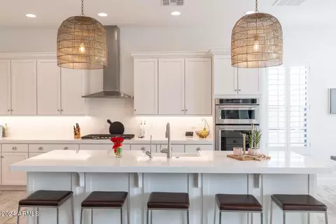 Kitchen - 729 E Nighthawk Way, Phoenix, AZ 85048 photo 1 of 4