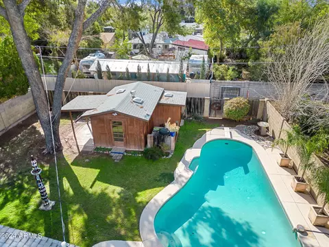 Exterior - 1437 E Hudson Dr, Tempe, AZ 85281 photo 10 of 13