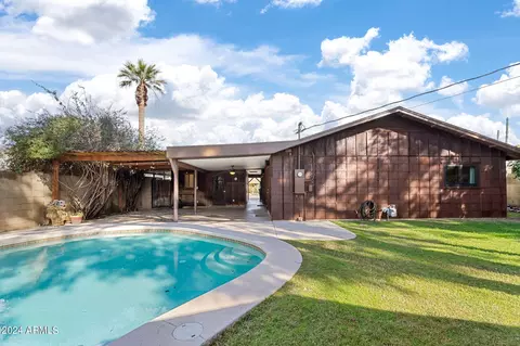 Exterior - 1437 E Hudson Dr, Tempe, AZ 85281 photo 7 of 13