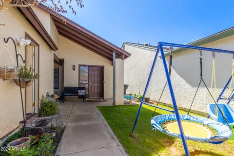 4223 E Contessa St, Mesa, AZ 85205 photo 4