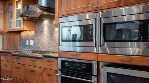 Kitchen - 7260 Eagle Crest Dr #30, Mesa, AZ 85207 photo 6 of 10