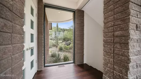 Entry Way - 7260 Eagle Crest Dr #30, Mesa, AZ 85207 photo 6 of 8