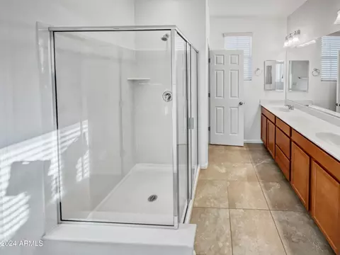 Bath - 7463 E Onza Ave, Mesa, AZ 85212 photo 4 of 6