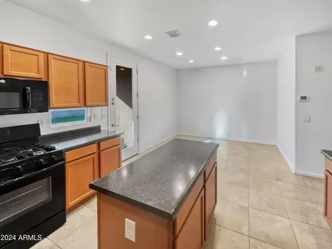 Kitchen - 7463 E Onza Ave, Mesa, AZ 85212 photo 5 of 7