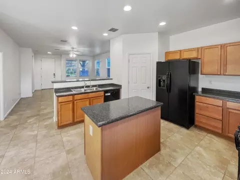 Kitchen - 7463 E Onza Ave, Mesa, AZ 85212 photo 4 of 7