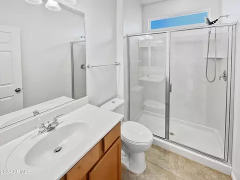 Bath - 7463 E Onza Ave, Mesa, AZ 85212 photo 2 of 6