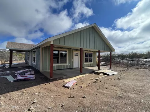 1407 N Saddleback Cir, Tombstone, AZ 85638