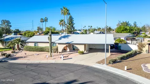 704 N Gentry Cir, Mesa, AZ 85213
