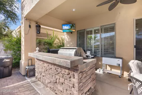 Exterior - 4685 E Ruffian Rd, Gilbert, AZ 85297 photo 3 of 15