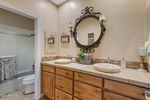 Bath - 4685 E Ruffian Rd, Gilbert, AZ 85297 photo 7 of 7