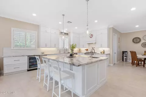 Kitchen - 4685 E Ruffian Rd, Gilbert, AZ 85297 photo 4 of 8