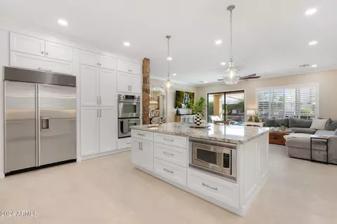Kitchen - 4685 E Ruffian Rd, Gilbert, AZ 85297 photo 6 of 8