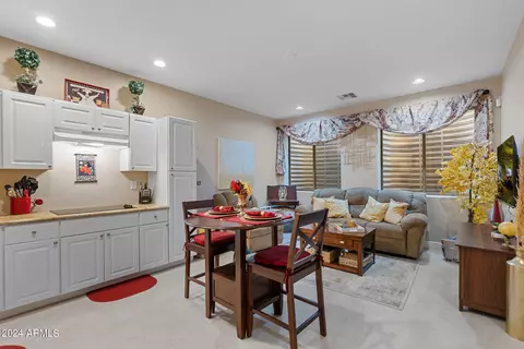Dining - 4685 E Ruffian Rd, Gilbert, AZ 85297 photo 5 of 5