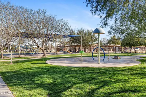 View/Area - 4685 E Ruffian Rd, Gilbert, AZ 85297 photo 5 of 10
