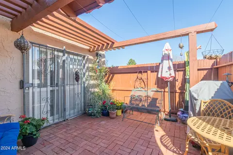 Exterior - 1042 E Pueblo Rd, Phoenix, AZ 85020 photo 3 of 6