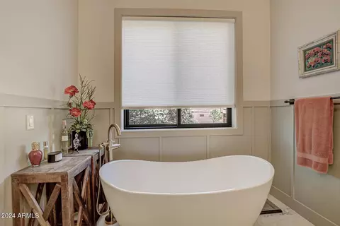 Bath - 2318 E Scarlet Bugler Cir, Payson, AZ 85541 photo 3 of 5
