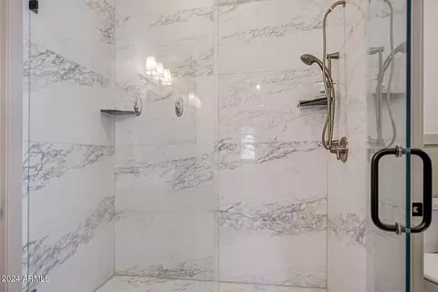 Bath - 2318 E Scarlet Bugler Cir, Payson, AZ 85541 photo 4 of 5