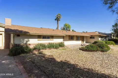 Exterior - 32 W Linger Ln, Phoenix, AZ 85021 photo 22 of 23
