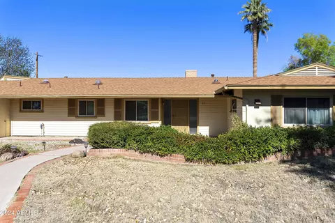 Exterior - 32 W Linger Ln, Phoenix, AZ 85021 photo 20 of 23