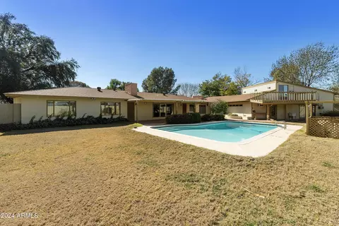 Exterior - 32 W Linger Ln, Phoenix, AZ 85021 photo 14 of 23
