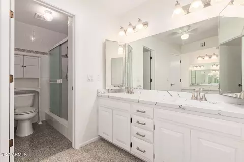 Bath - 2116 E Laguna Dr, Tempe, AZ 85282 photo 2 of 4