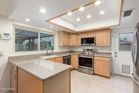 Kitchen - 2116 E Laguna Dr, Tempe, AZ 85282 photo 3 of 6