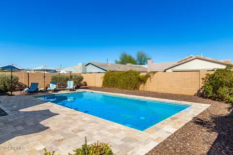 Exterior - 3558 E Ravenswood Dr, Gilbert, AZ 85298 photo 4 of 10
