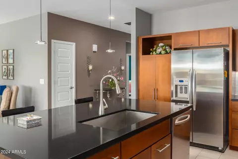 Kitchen - 3558 E Ravenswood Dr, Gilbert, AZ 85298 photo 6 of 6